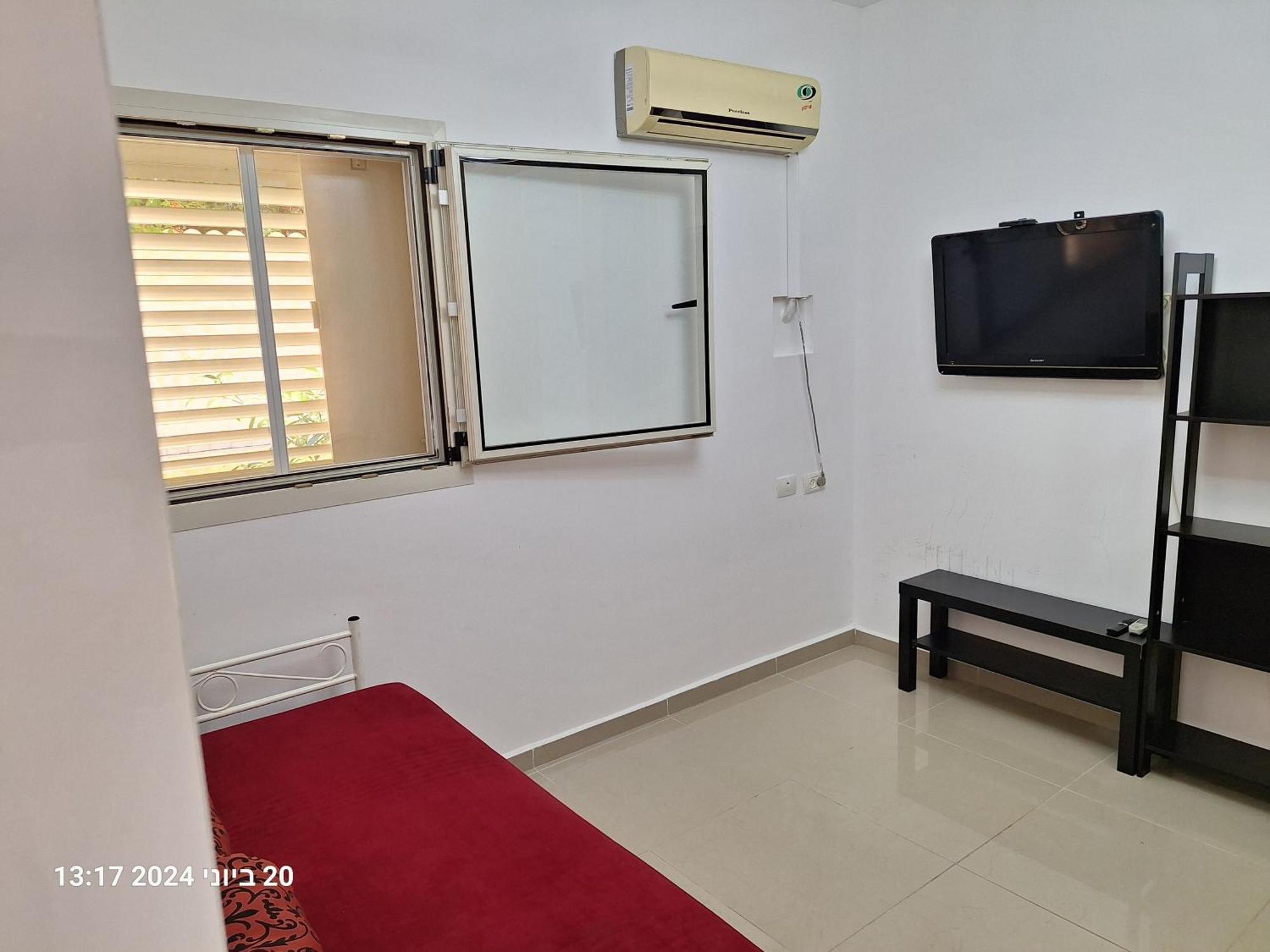 הבית הירוק Hotel Karmiel Bagian luar foto